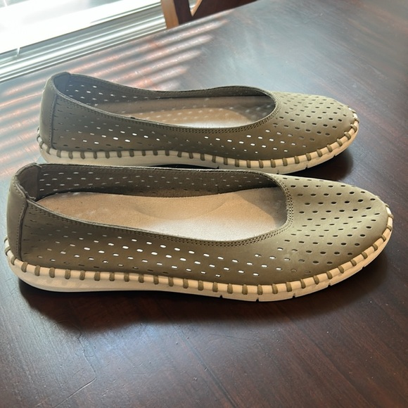 Easy Spirit Darla Leather Ballet Flat Olive Green Women’s Size 10 - Picture 3 of 15